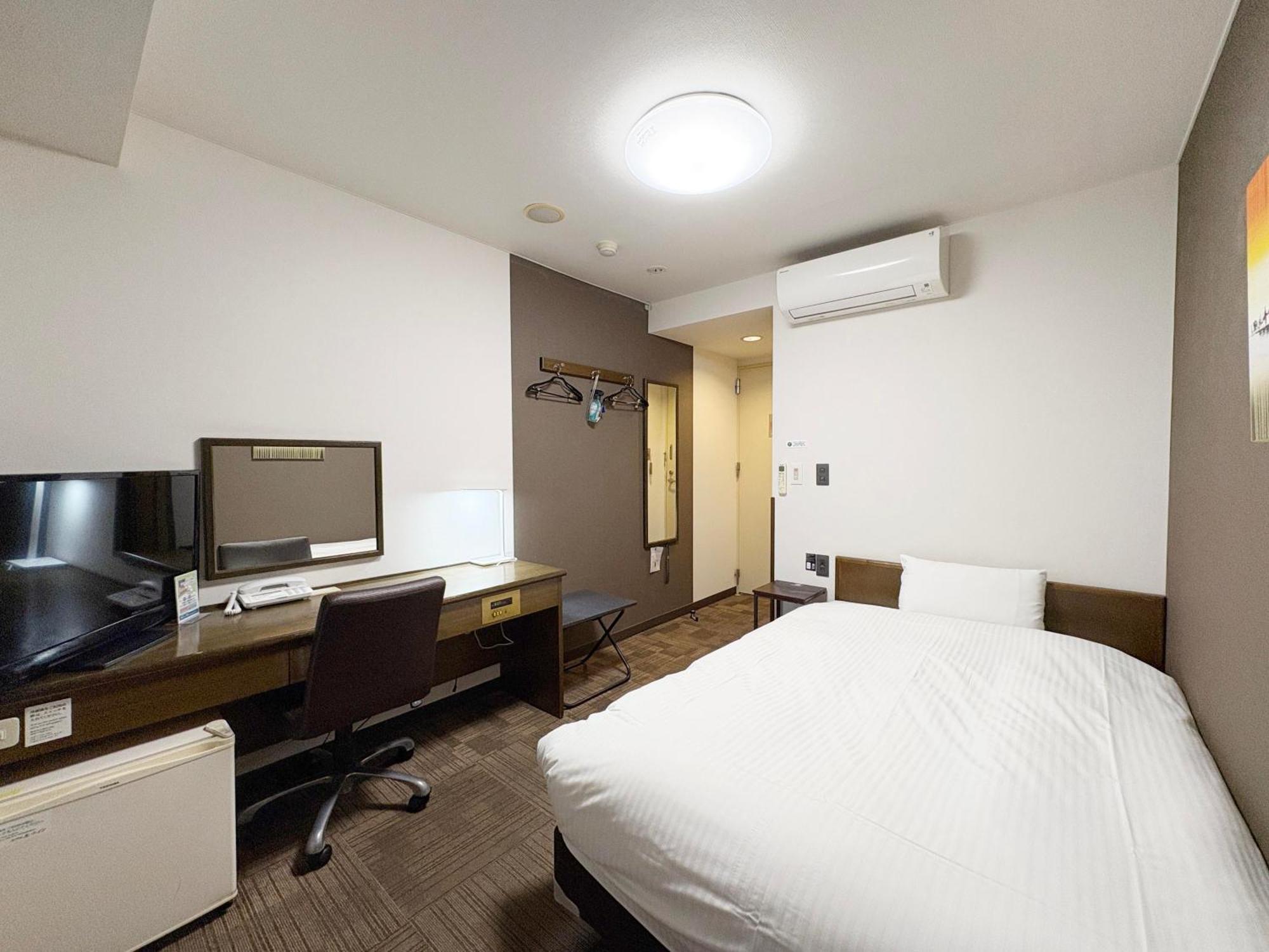 Hotel Route-Inn Court Minami Alps Bagian luar foto
