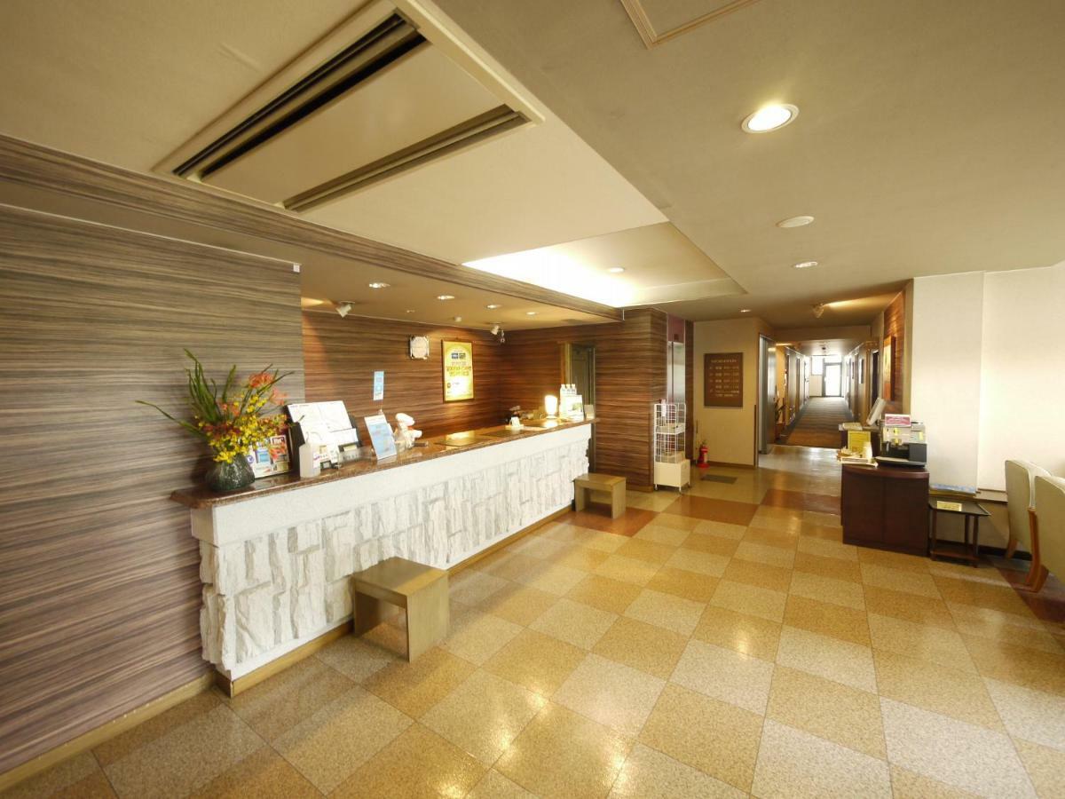 Hotel Route-Inn Court Minami Alps Bagian luar foto